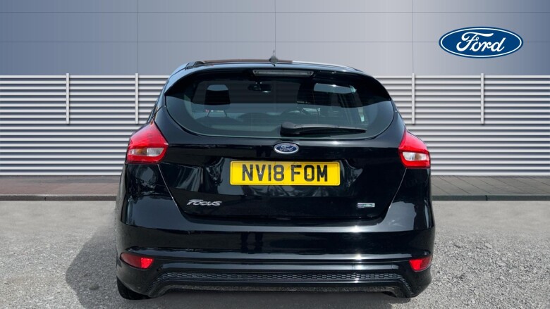 Ford Focus 1.0 EcoBoost 140 ST-Line Navigation 5dr Petrol Hatchback